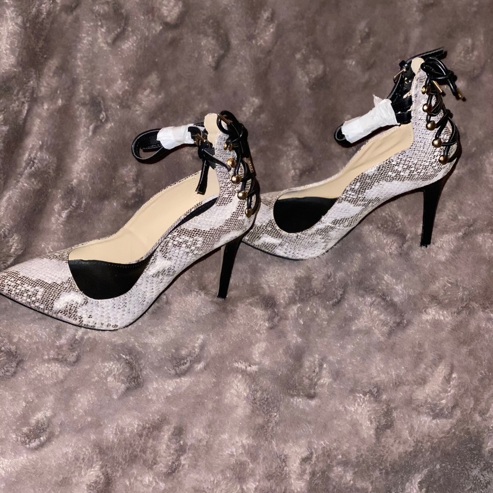 Fashion Heels  👠